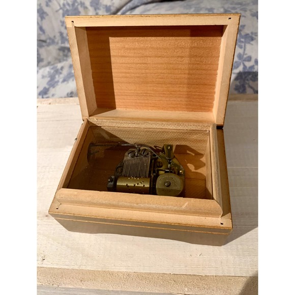 Vintage Reuge Swiss Music Box Dr. Zhivago Lara's Theme Hummel DOES NOT PLAY - Picture 4 of 10